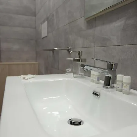 شقة La Corte Dei Borboni By Dimorra نابولي