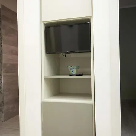 La Corte Dei Borboni By Dimorra