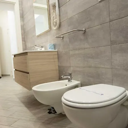 La Corte Dei Borboni By Dimorra *