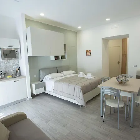 La Corte Dei Borboni By Dimorra * نابولي